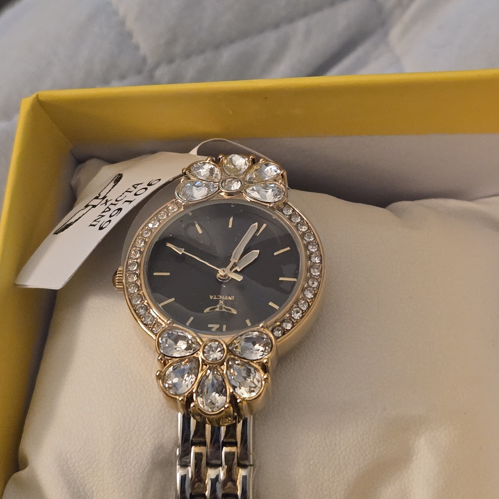Invicta‎ Wildflower I by Invicta Women's Watch - 30mm, Silver, Gold 30mm